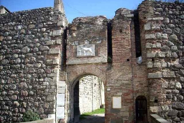 Castello di Palazzolo sull’Oglio (Rocha Magna)